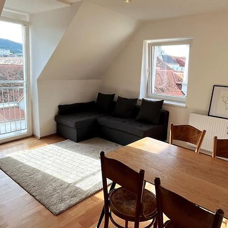 Cozy City Center Apartment Graz Exteriör bild