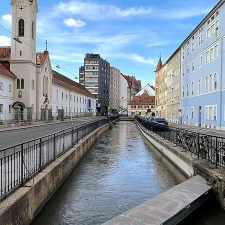 Cozy City Center Apartment Graz Exteriör bild